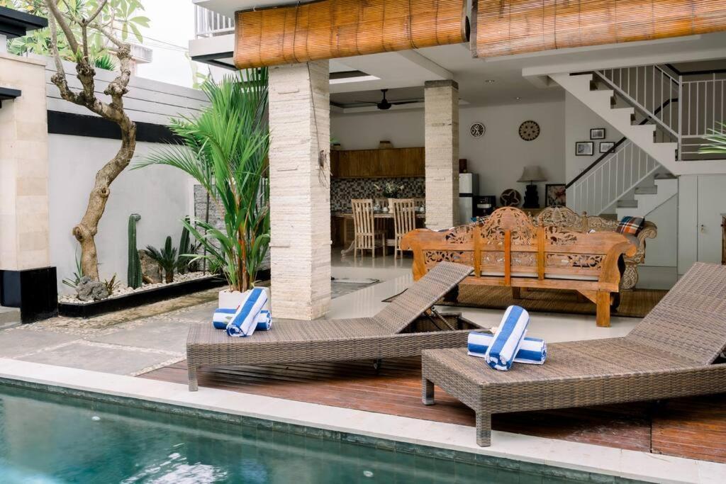 Taman Bali A&r Villa